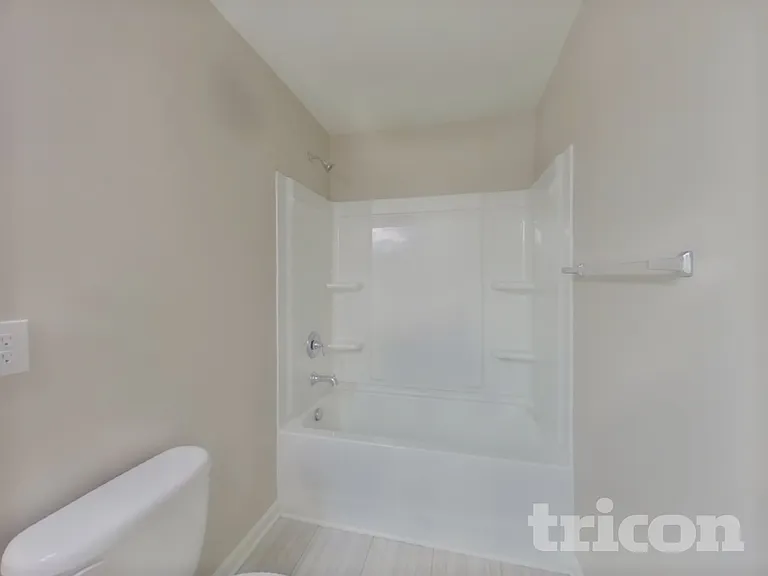 126 Spring Knoll Dr — Photo 12