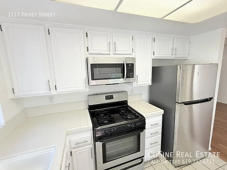 1113 Privet St — Photo 7