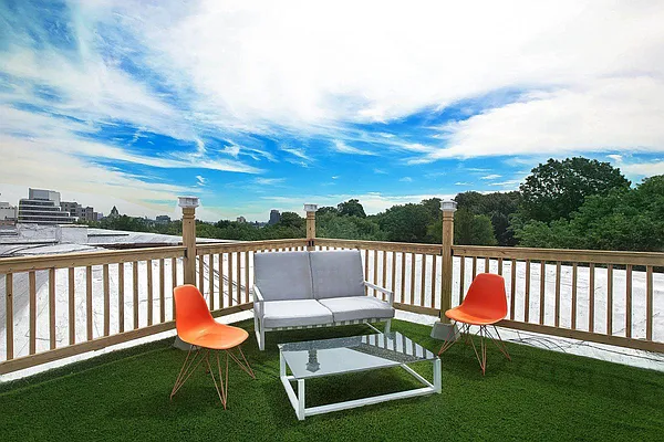 Rented by Bohemia Realty Group | media 33