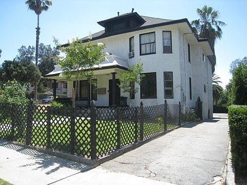 1st image of 869 Lincoln Ave