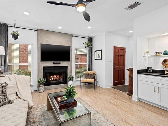 3rd image of 2460 Bering Dr #2446