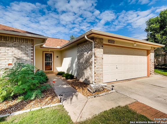 2nd image of 2517 Kline Cir