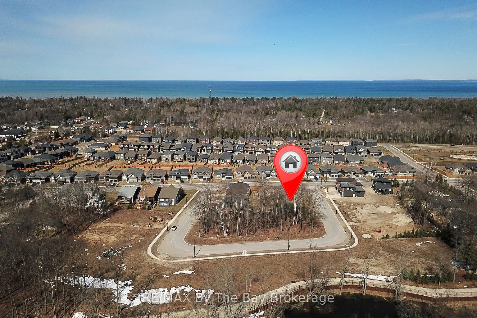 38 Joanne Cres photo 1