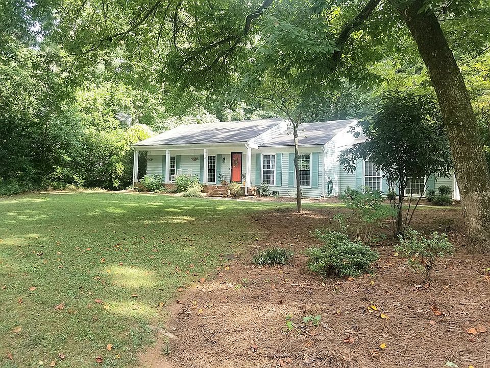 1st image of 302 Lamplighter Ln SE