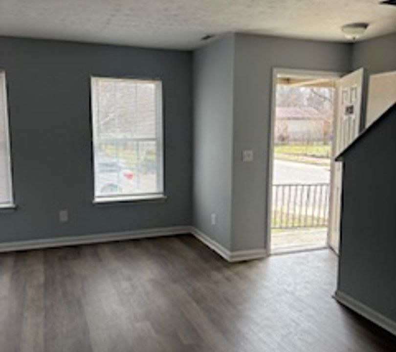 1st image of 1400 Standard Village Cir