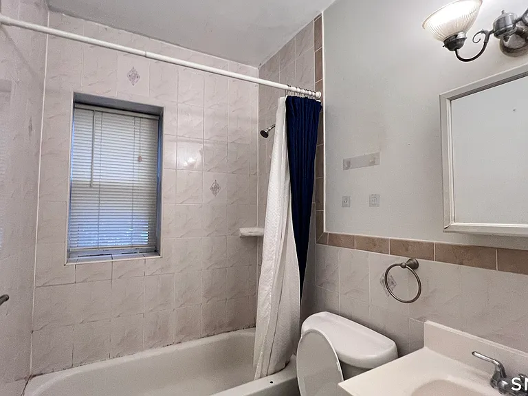 132 Woodside St #1C — Photo 7