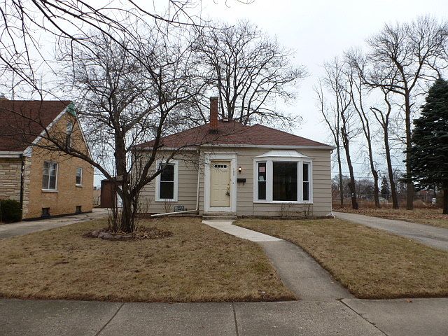 1st image of 105 N Martin Ave