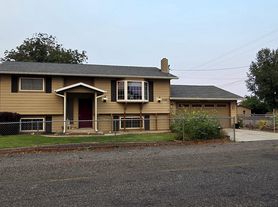 2581 18th St, Clarkston, WA 99403 | MLS #98995301 | Zillow