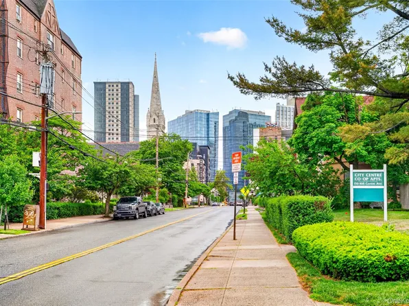 160 Centre Avenue #3M, New Rochelle, NY 10805