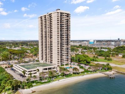 5600 N Flagler Drive #305, West Palm Beach, FL, 33407