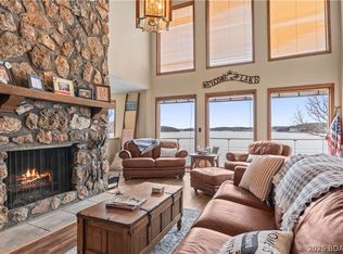 29532 Crum Dr, Rocky Mount, MO 65072