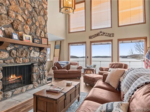 29532 Crum Dr, Rocky Mount, MO 65072