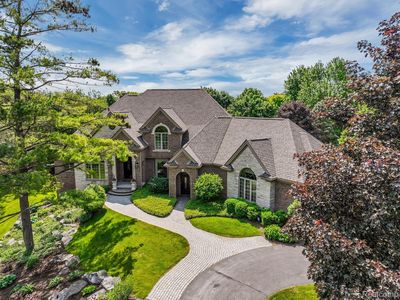 8325 Cotswold Ln, Clarkston, MI, 48348