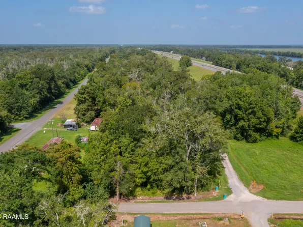 Three Mile Ave, Pt Barre, LA 70577