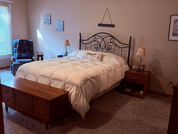4th image of 204 Kirkstone Pl