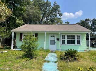 1742 Ridgeway Dr, Biloxi, MS 39531