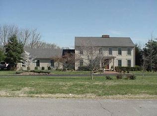 286 Bent Creek Dr, Bowling Green, KY 42103