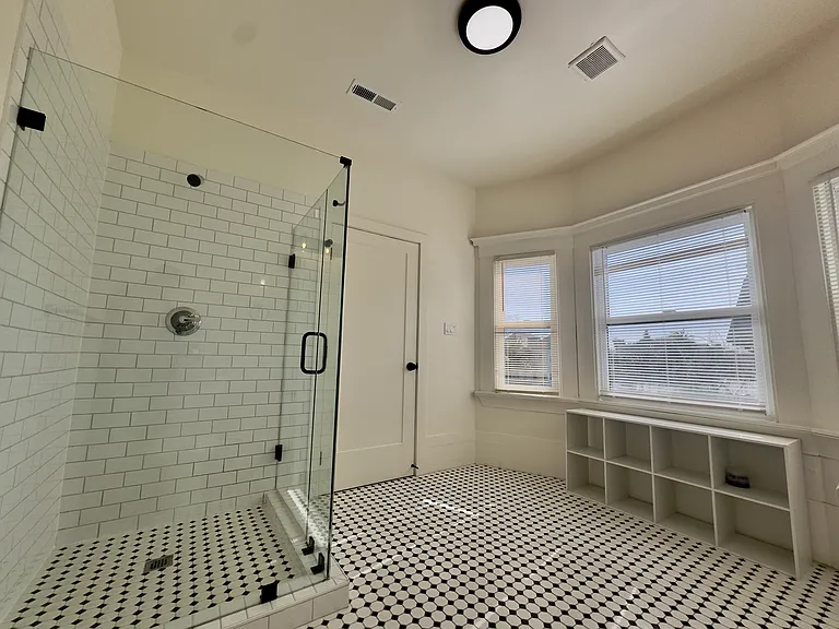 1303 Adeline St — Photo 21
