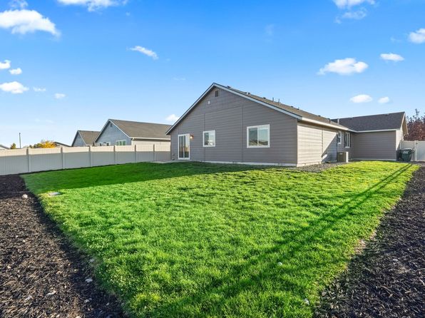 2917 N Coral Falls Ave, Kuna, ID 83634