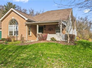1423 Greenbriar Dr, South Park, PA 15129