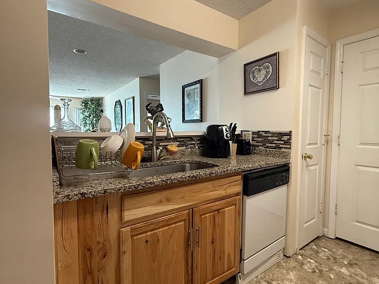 1231 Ladys Island Dr — Photo 12