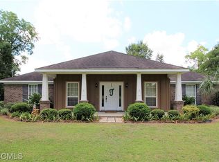 14101 Tew Rd, Grand Bay, AL 36541