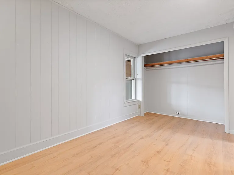 523 N Michigan Ave #2 — Photo 6