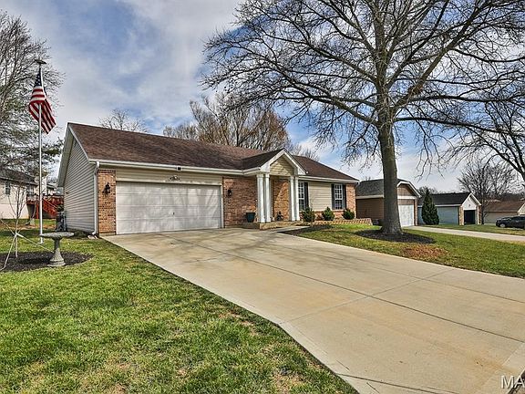 2nd image of 3822 Sirah Ct