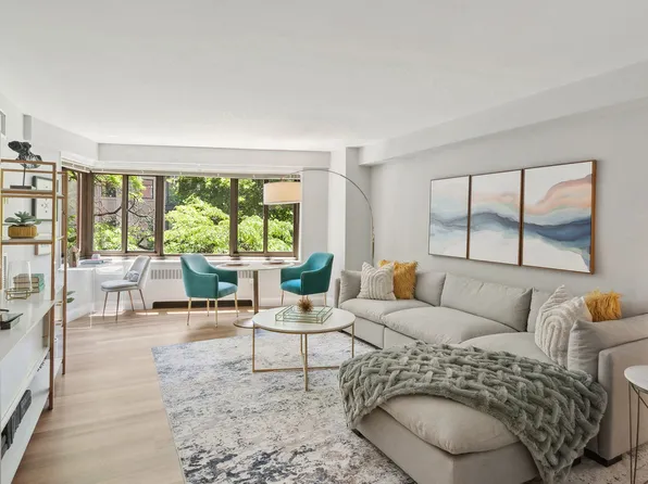 1350 North Lake Shore Drive