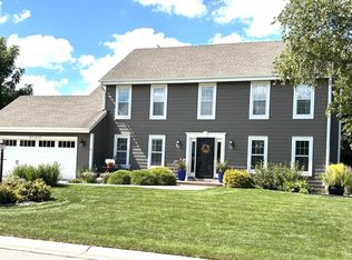 W151N7507 Wood View Dr, Menomonee Falls, WI 53051