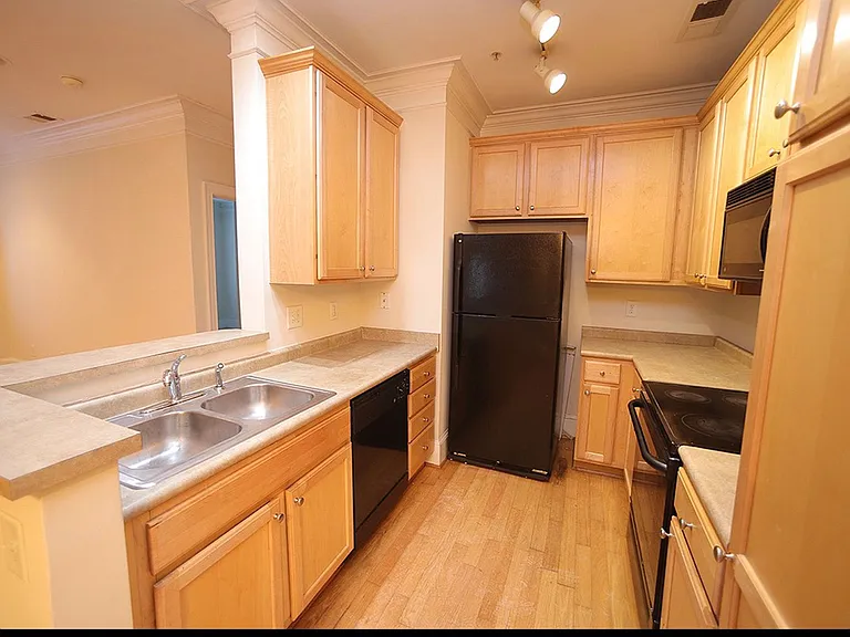 900 Canenaugh Dr #108 — Photo 6
