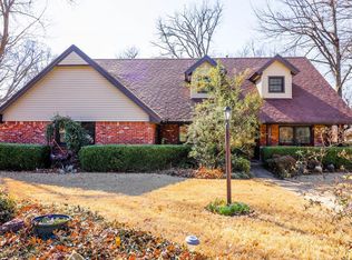 2528 E 69th St S, Tulsa, OK 74136