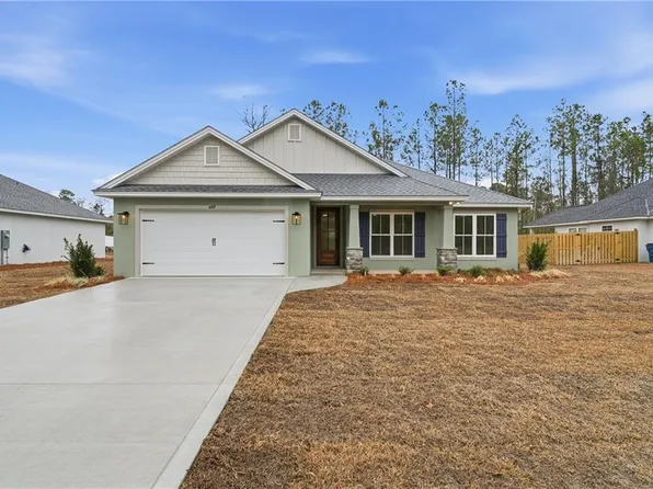 407 Country Walk Cir, Brunswick, GA 31525