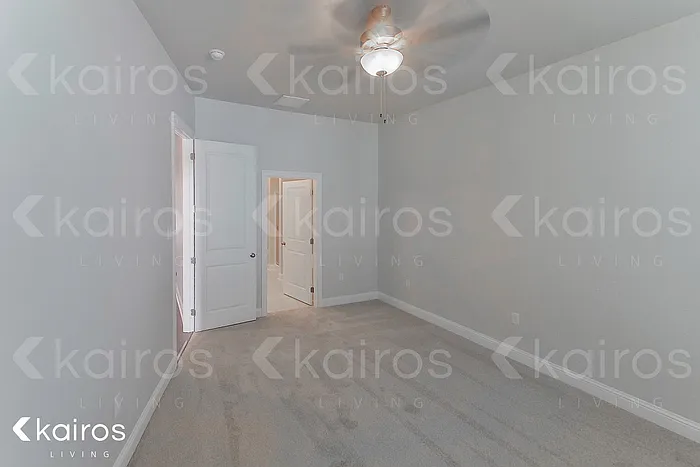 4816 Dacha Ln — Photo 11