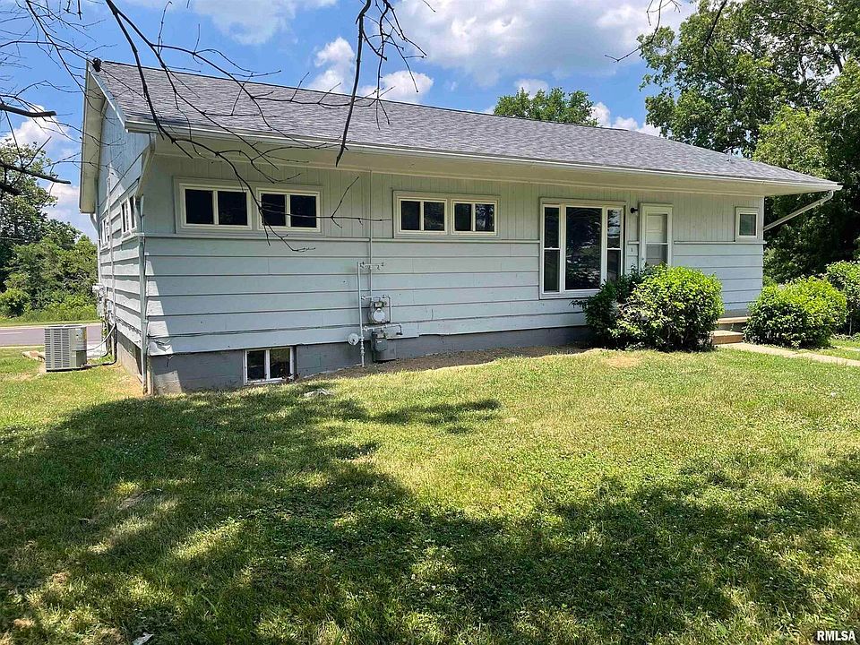 1st image of 304 Lynda Dr #A/b