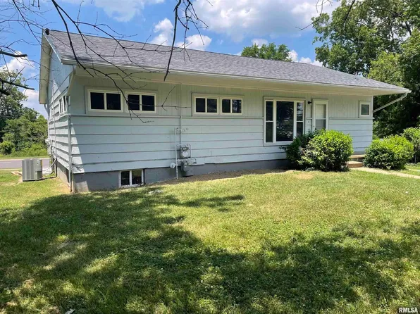 304 Lynda Dr #A/b, Carbondale, IL 62901