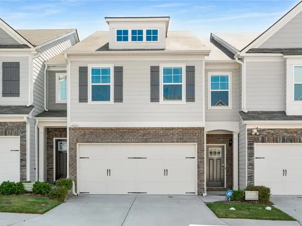 7624 Squire Ct, Fairburn, GA 30213