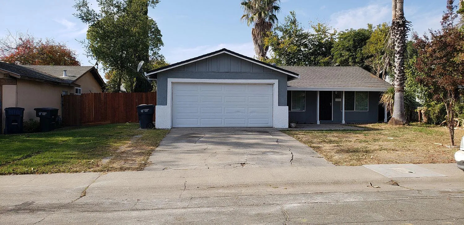 7724 Telfer Way photo 1
