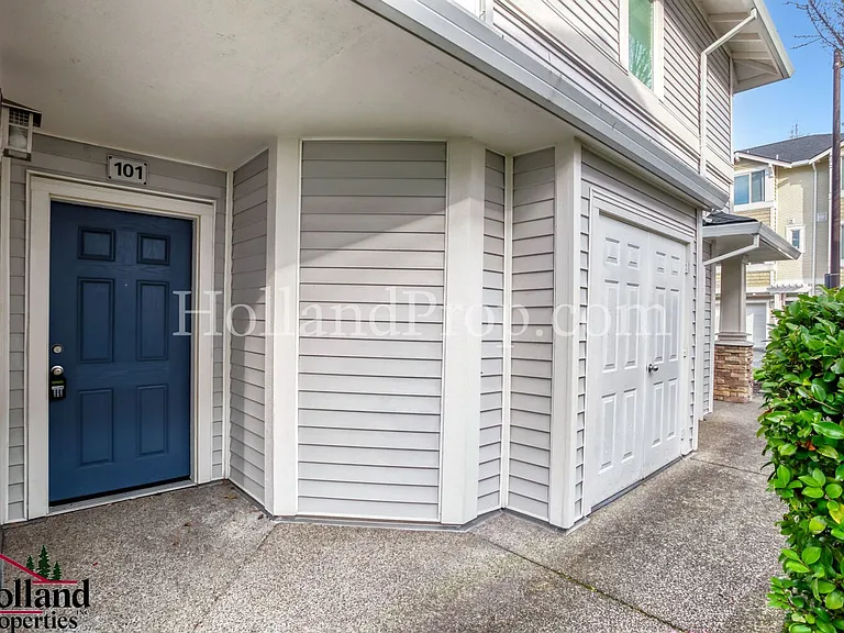 14635 SW Beard Rd #101 — Photo 2