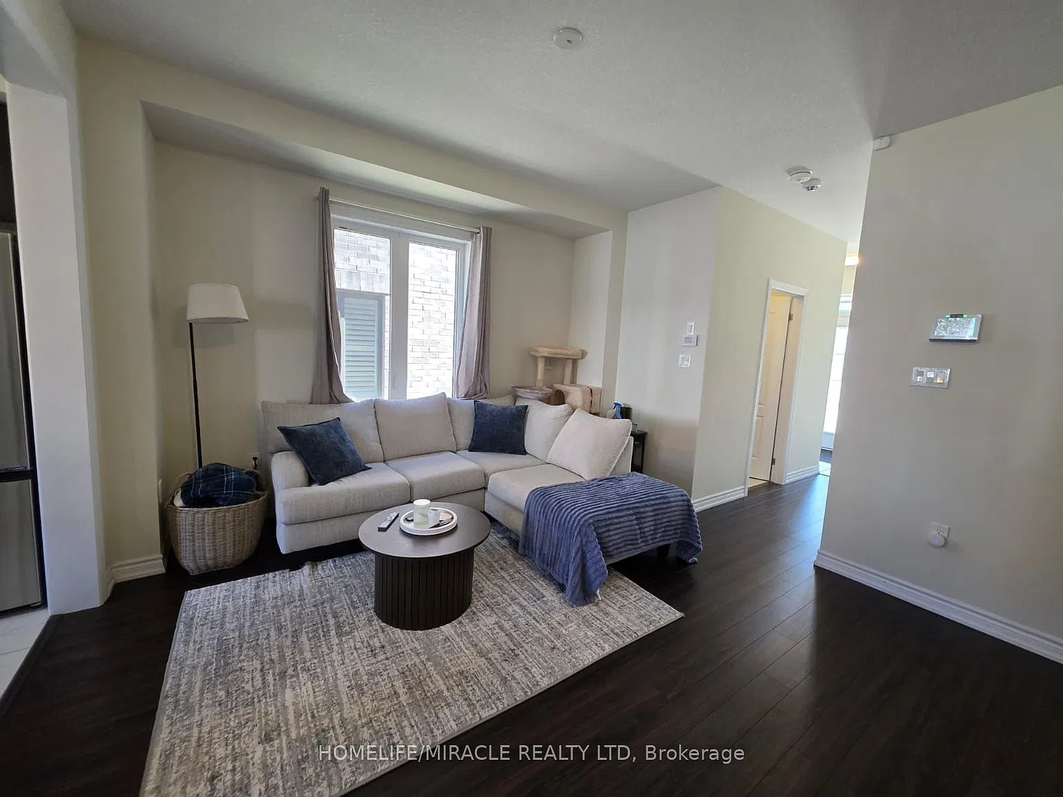 3 bed, $2,500 — Photo 4