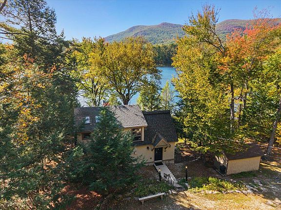 2nd image of 148 Mountain Road