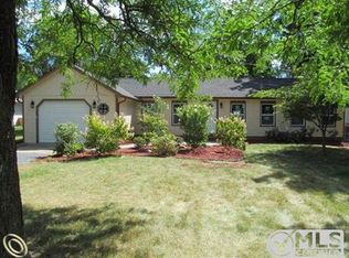 1765 Lakesview Blvd, Oxford, MI 48371