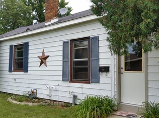 5 5th St, Prairie Du Sac, WI 53578