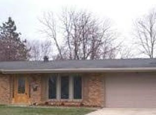7112 Cranlyn Dr, Englewood, OH 45322