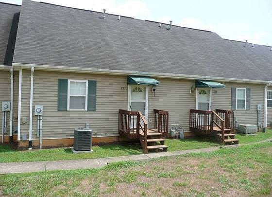 1st image of 203 Cambridgeshire Ct