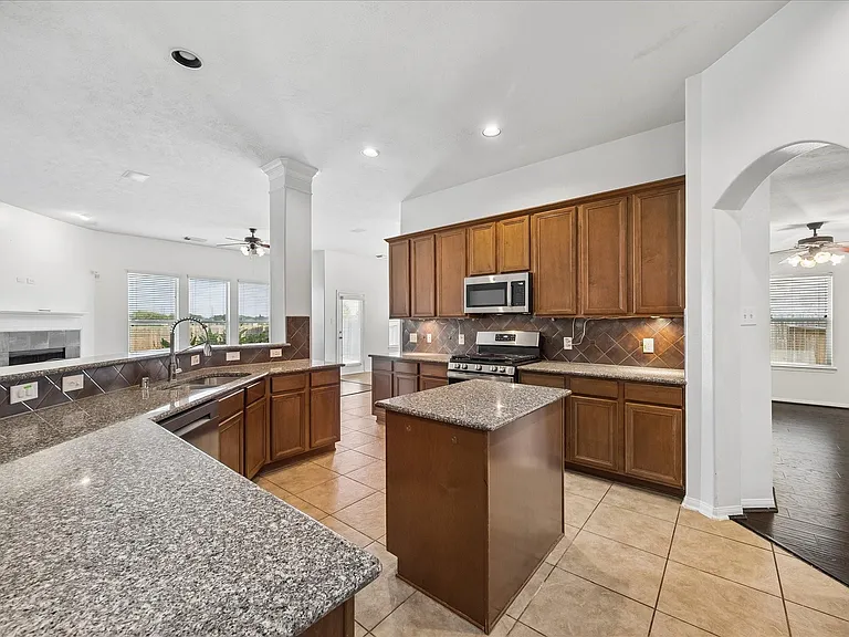 19114 Mercant Mark Ln — Photo 7