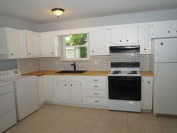 221  Oxford Drive Fairborn OH 45324