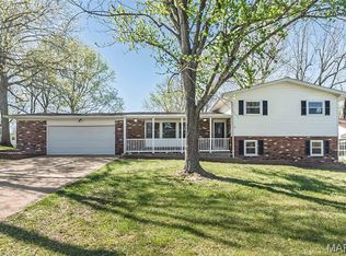 18 Golf Dr, Sullivan, MO