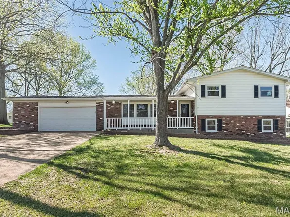 18 Golf Dr, Sullivan, MO 63080
