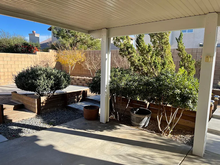 13033 Camden Ln — Photo 5
